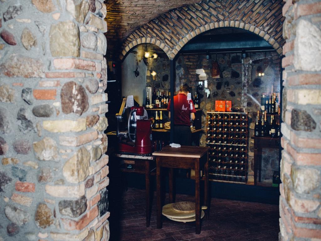 Hotel San Lorenzo Pozzolengo Bagian luar foto