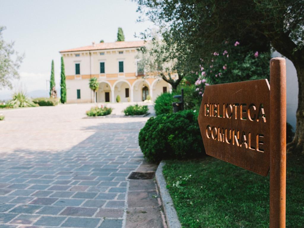 Hotel San Lorenzo Pozzolengo Bagian luar foto