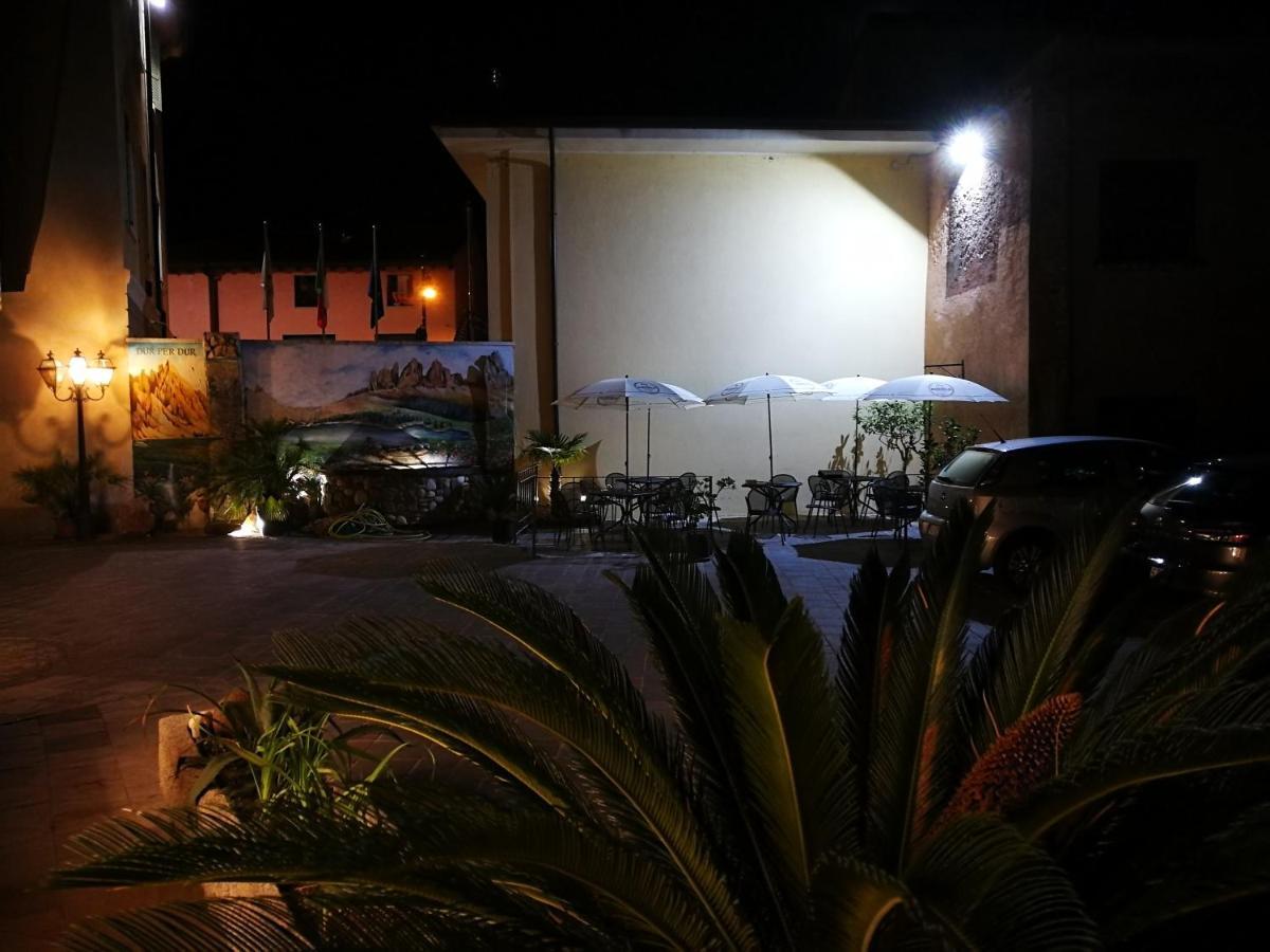 Hotel San Lorenzo Pozzolengo Bagian luar foto